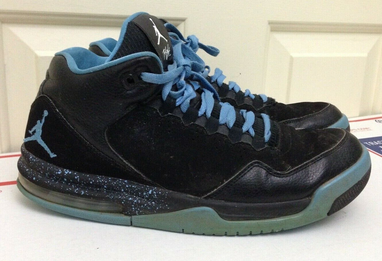 jordan flight black blue